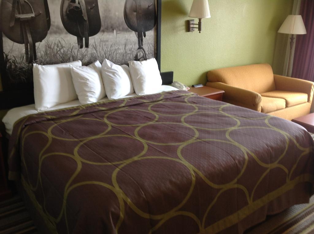 Motel Super 8 By Wyndham Longview/North Habitación foto
